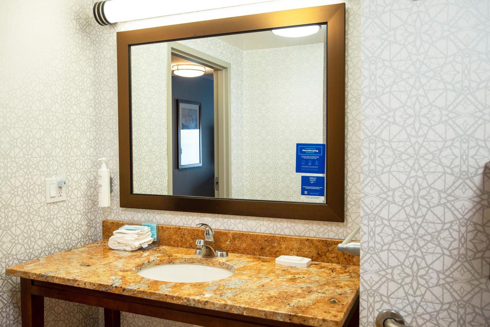 Hampton Inn & Suites Jacksonville Bagian luar foto