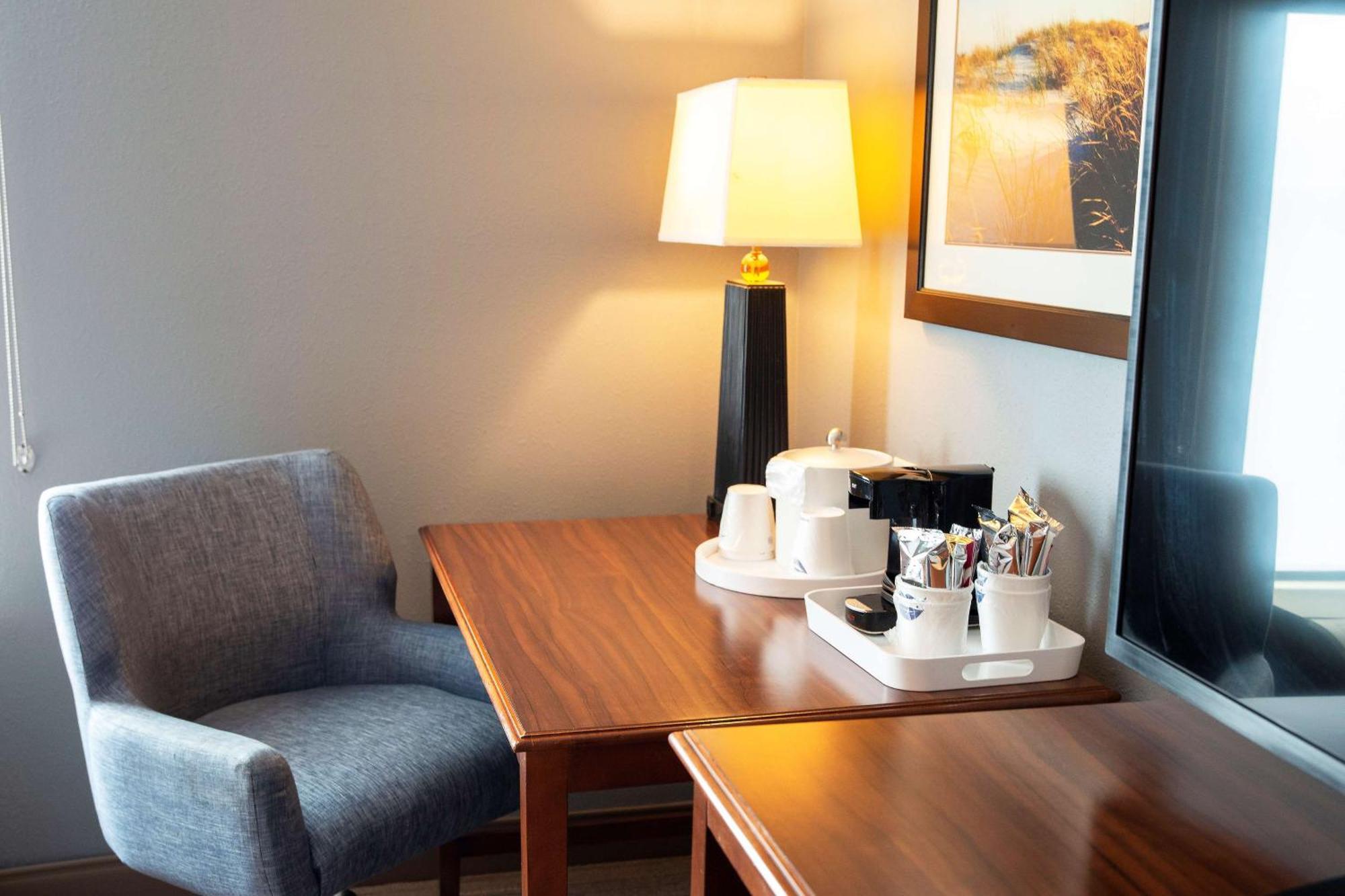 Hampton Inn & Suites Jacksonville Bagian luar foto